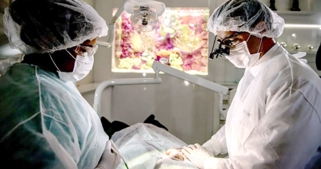 Cirurgia de Implantes Dentários: Como Escolher a Melhor Técnica